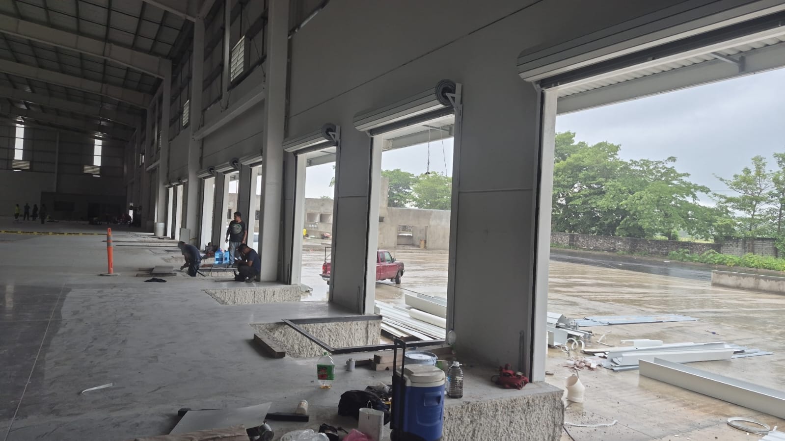 Trabajo de cortinas de acero Ancor 30